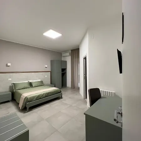 Stanze D'autore Penzion Taranto